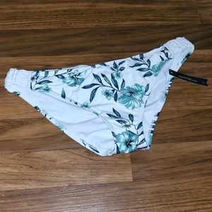 Ambrielle xl bikini bottom new